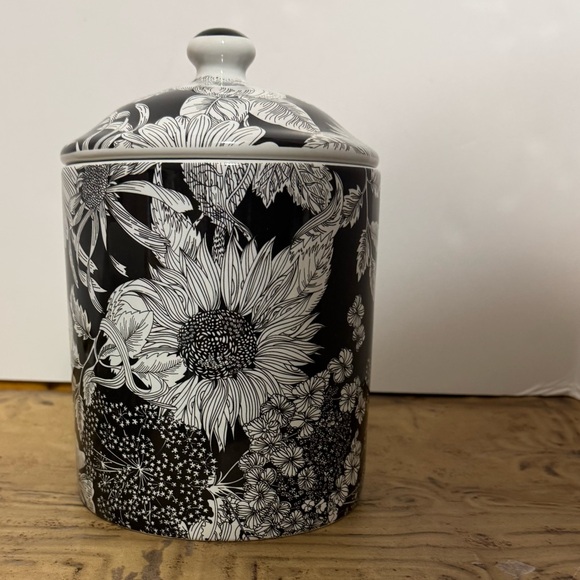 Liberty of London x Target Stoneware Canister - Picture 2 of 8